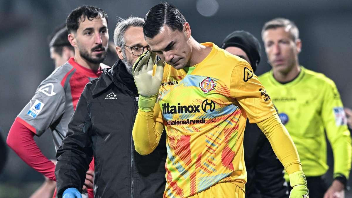 Petardo contro Audero, agli arresti domiciliari l'ultrà interista autore del lancio