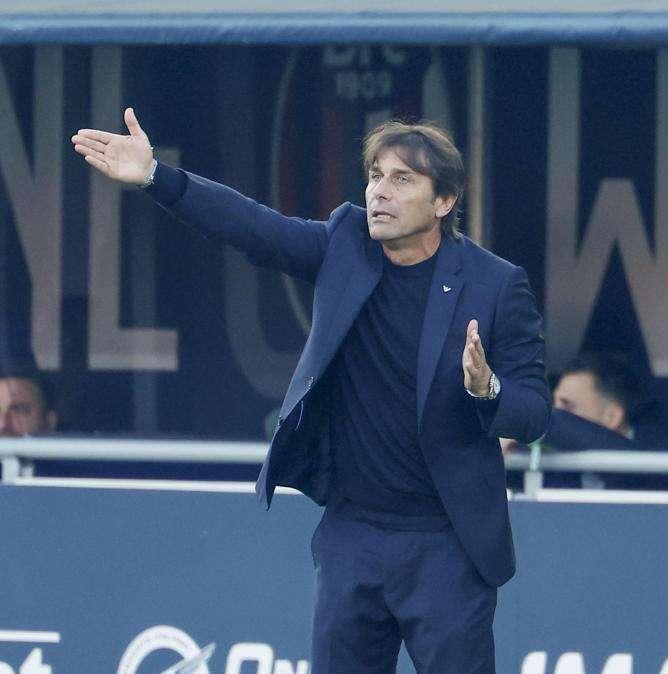 Napoli, Conte deluso: "Non posso fare un trapianto di cuore alla squadra"