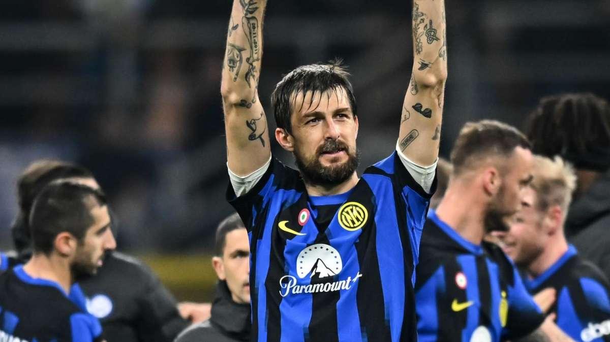 Infortunio Acerbi, arriva il comunicato dell'Inter: ecco come sta il difensore dell'Inter