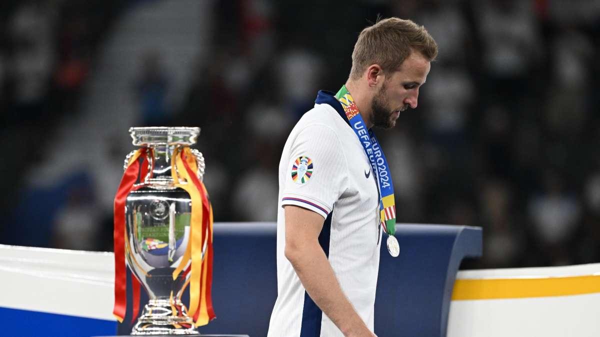 Bayern, spaventa anche Kane: vistosa fasciatura alla caviglia, le sue parole