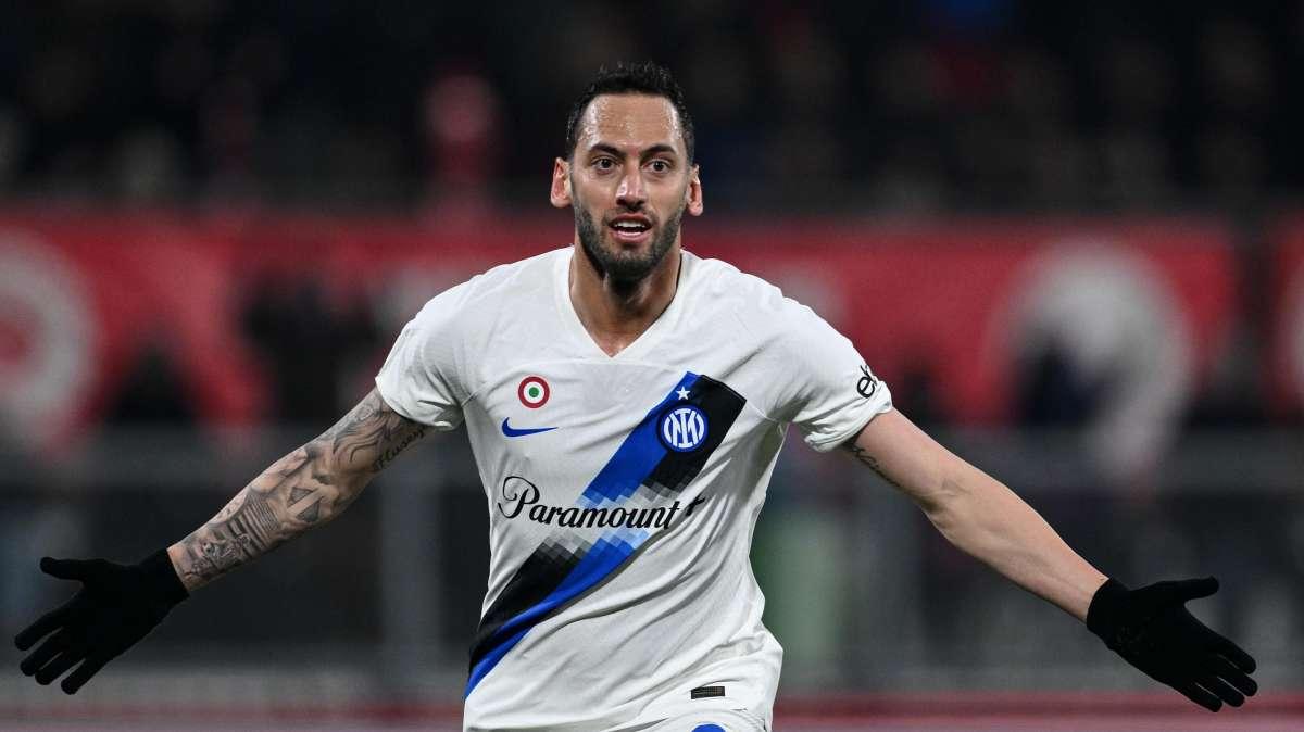 Calhanoglu e Lautaro, l'Inter scopre una nuova coppia del gol: doppietta e primi due posti nei marcatori