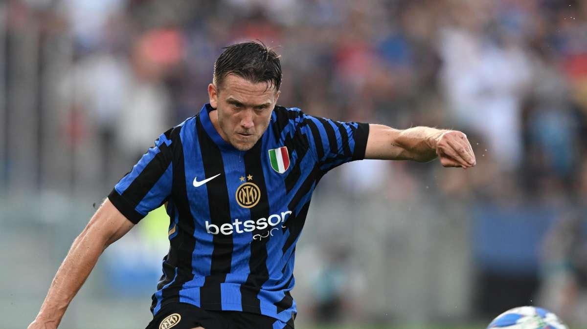 Verso Genoa-Inter: Bastoni, Calhanoglu e Taremi in gruppo. Zielinski torna a correre