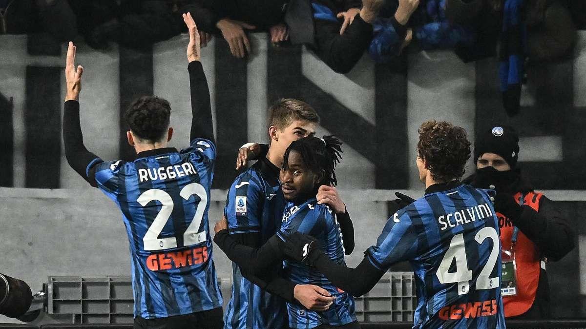 L'Atalanta si porta a -1 dal Napoli, Milan a -7 dalla vetta: la classifica aggiornata