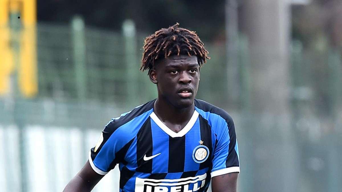 UFFICIALE - Kinkoue lascia l'Inter: ceduto all'Olympiacos a titolo definitivo
