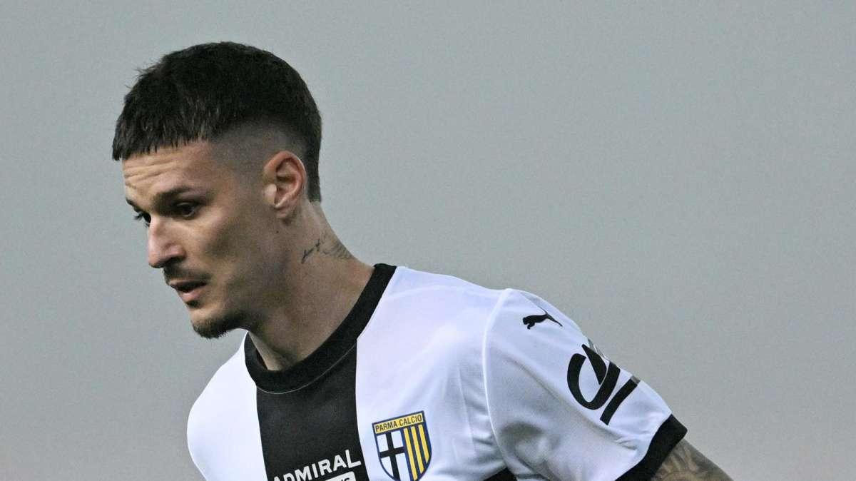 Parma, Man frena: "Inter o Milan in futuro? Vedremo, non posso rispondere"