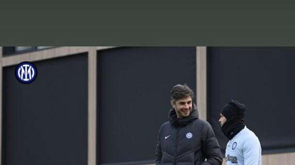 FOTO - Ranocchia torna ad Appiano: foto ai trofei e carezza a Dimarco