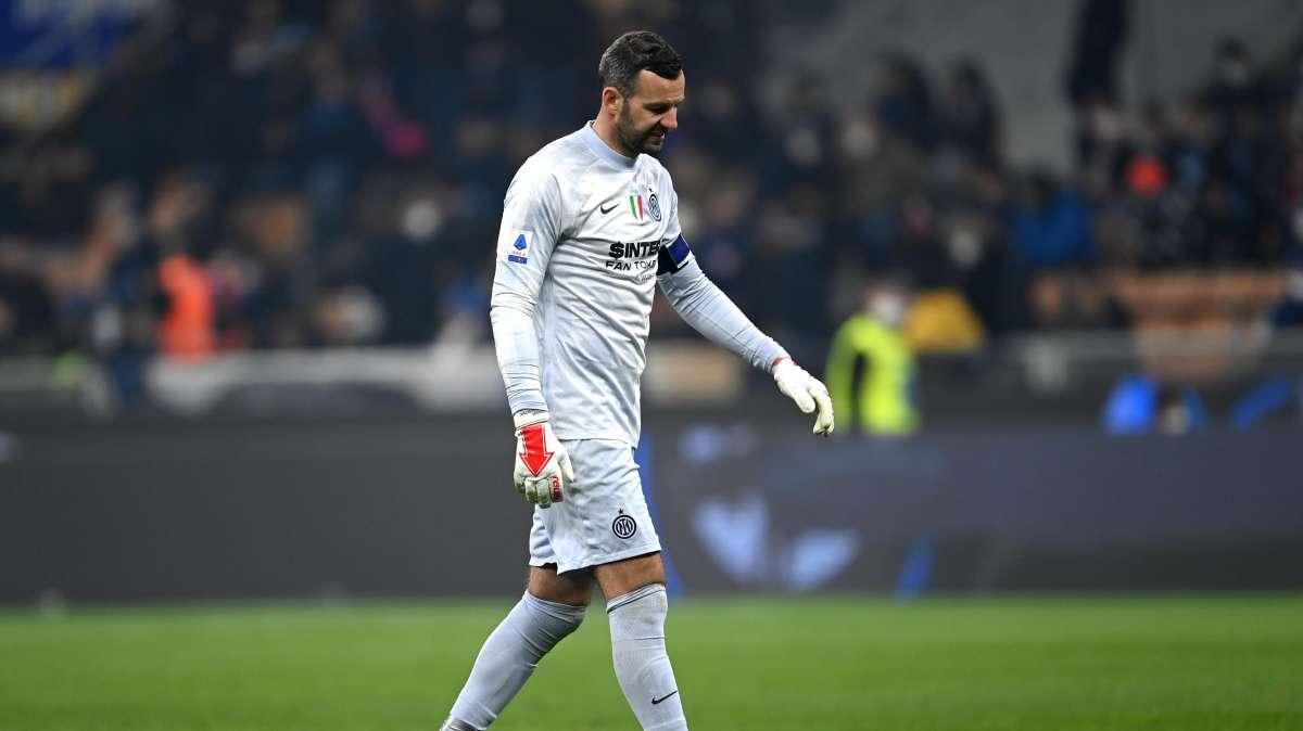 Le pagelle di Handanovic: tiene in vita il derby, ma a volte è da brividi 