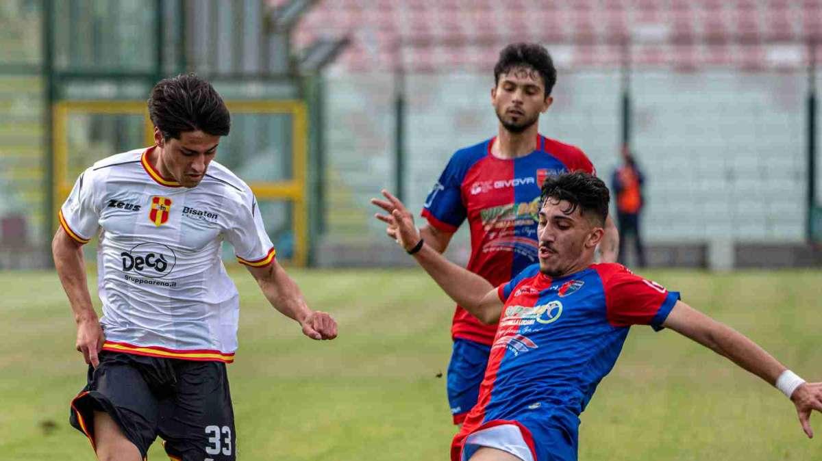 Fc Messina-Gelbison