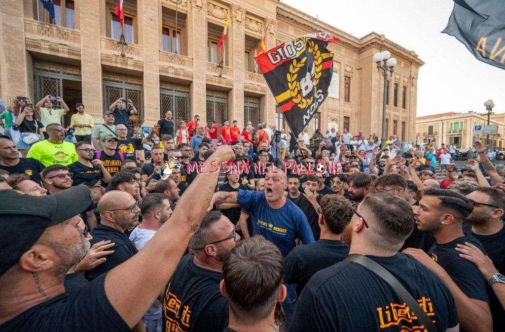 La Curva Sud Messina tuona: “Diserteremo lo stadio nelle gare casalinghe”