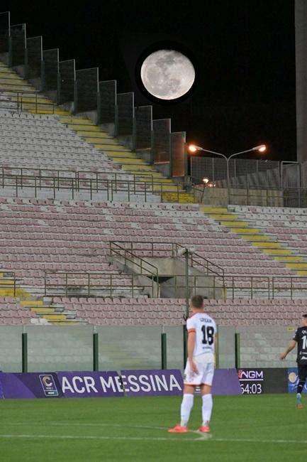 Messina, ore cruciali per capire se c'è speranza. Oltre che vita