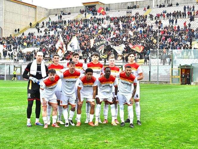 Messina e Picerno combattono per 90', ma finisce 0-0