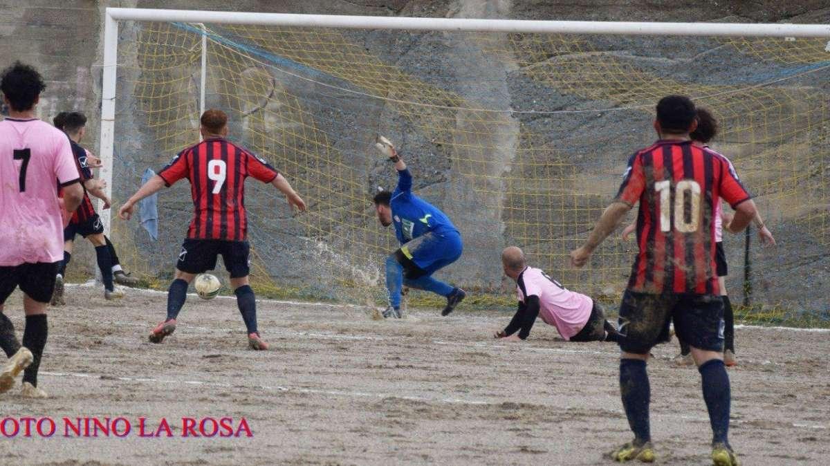 Milazzo beffato all'89'. La Torrenovese in finale play-off