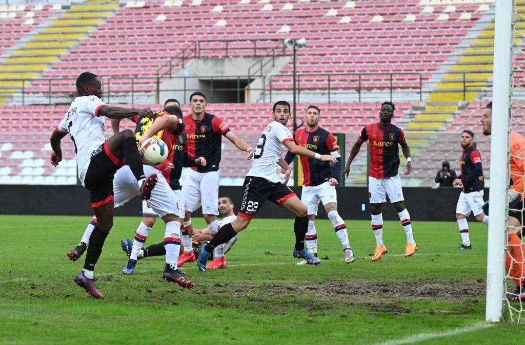 Il Messina spreca, il Potenza ringrazia e porta a casa un punto (1-1)