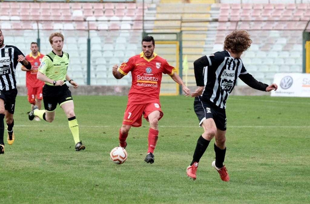 Gemma di Cristiani e il Messina mette al tappeto il Nola
