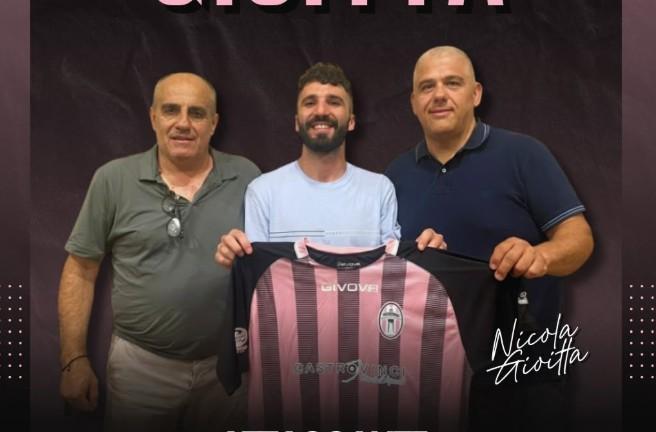 1^-Torrenovese, rinnova il capitano Nicola Gioitta. Arriva Jadama Basiru