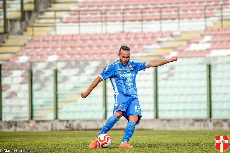 Alessandro Marchetti non si muove. L'Fc Messina ufficializza la conferma