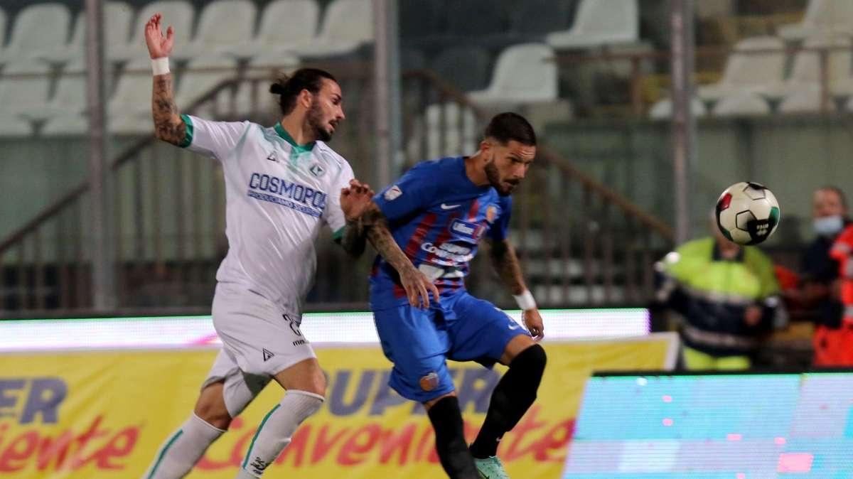 Giù la media gol subiti del Messina. Fragilità Turris, gruppone Bari