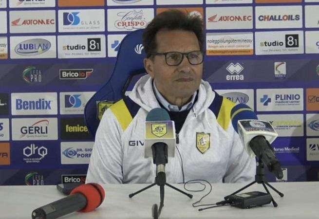 Verso Messina-Juve Stabia, Novellino: "Pronti a combattere"