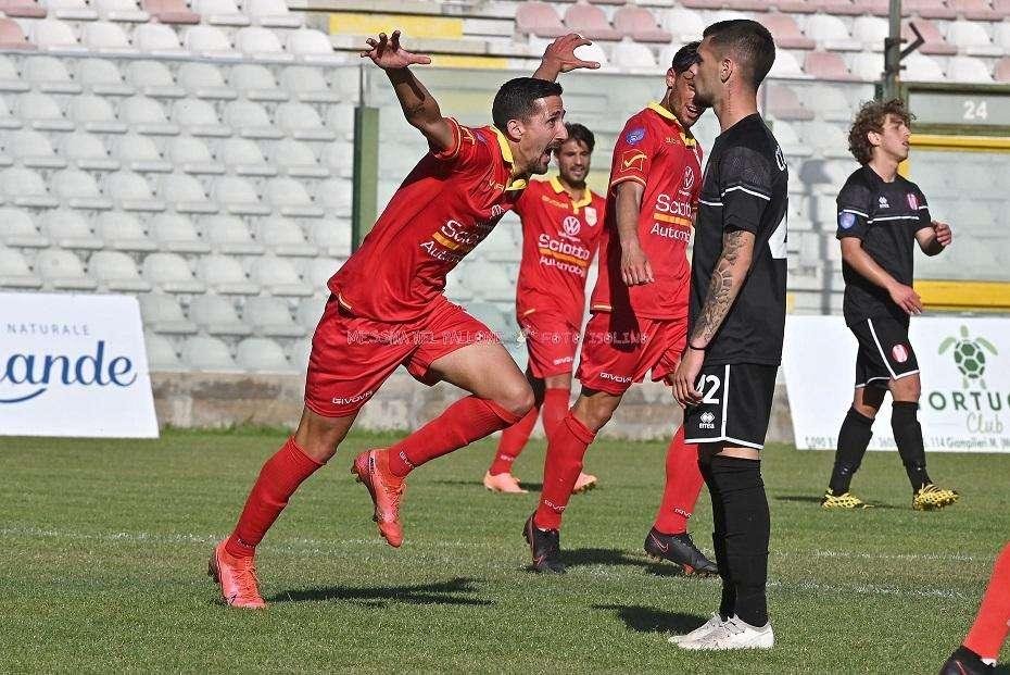 Acr, Foggia: "Felice di avere superato i 100 gol con questa maglia"