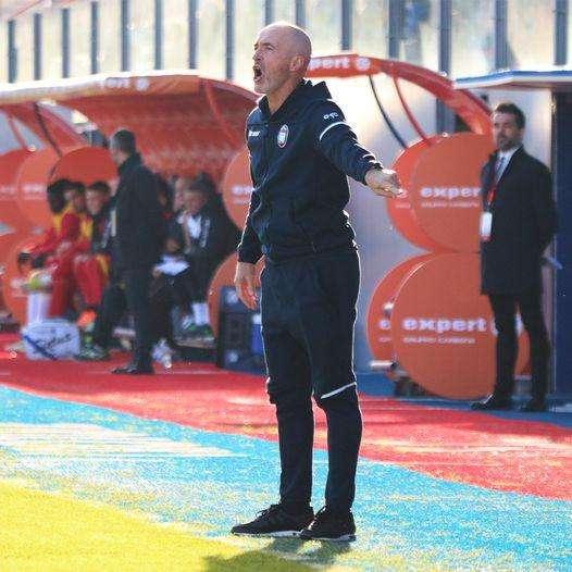 Crotone, Lerda: "Abbiamo tenuto in bilico una partita da chiudere prima"