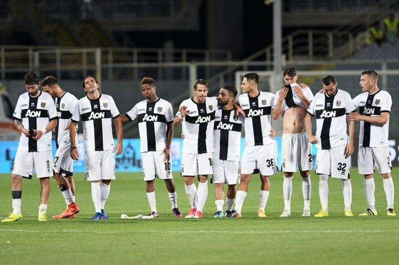Tripudio Parma: il 2-0 sull'Alessandria vale la Serie B