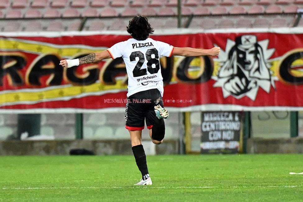 Verso Messina-Foggia, Plescia: "Voglio fare i gol che ci portano ai playoff"