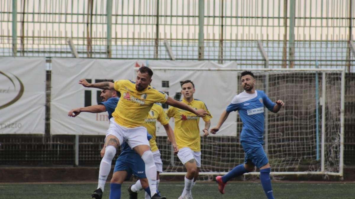 Emanuele in extremis: Città di Taormina-Città di Siracusa 1-0