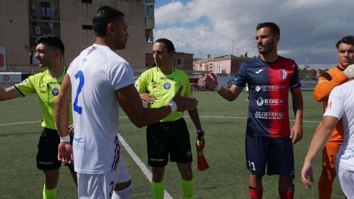 Il Milazzo si arrende al Modica: Azzara e Cacciola firmano il 2-0