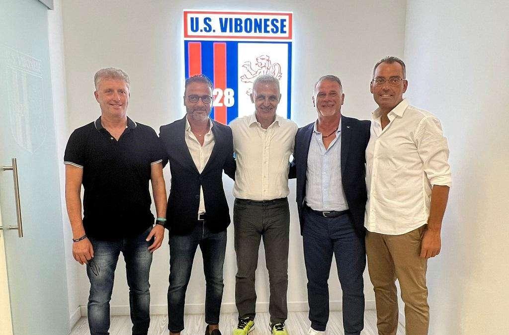 La Vibonese presenta il tecnico Modica e il Direttore sportivo Lamazza