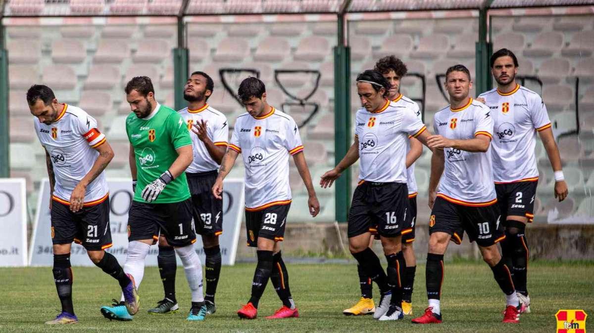 Fc Messina, due gol e sei punti oltre infortuni e stanchezza