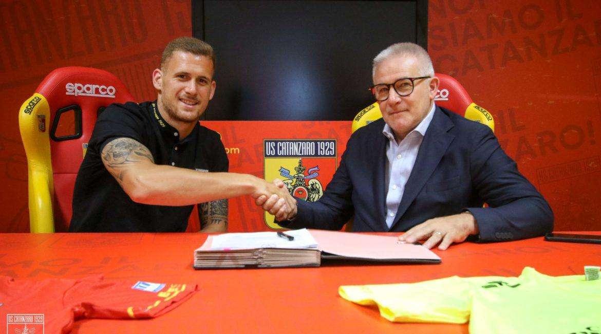 Andrea Fulignati è il nuovo portiere del Catanzaro