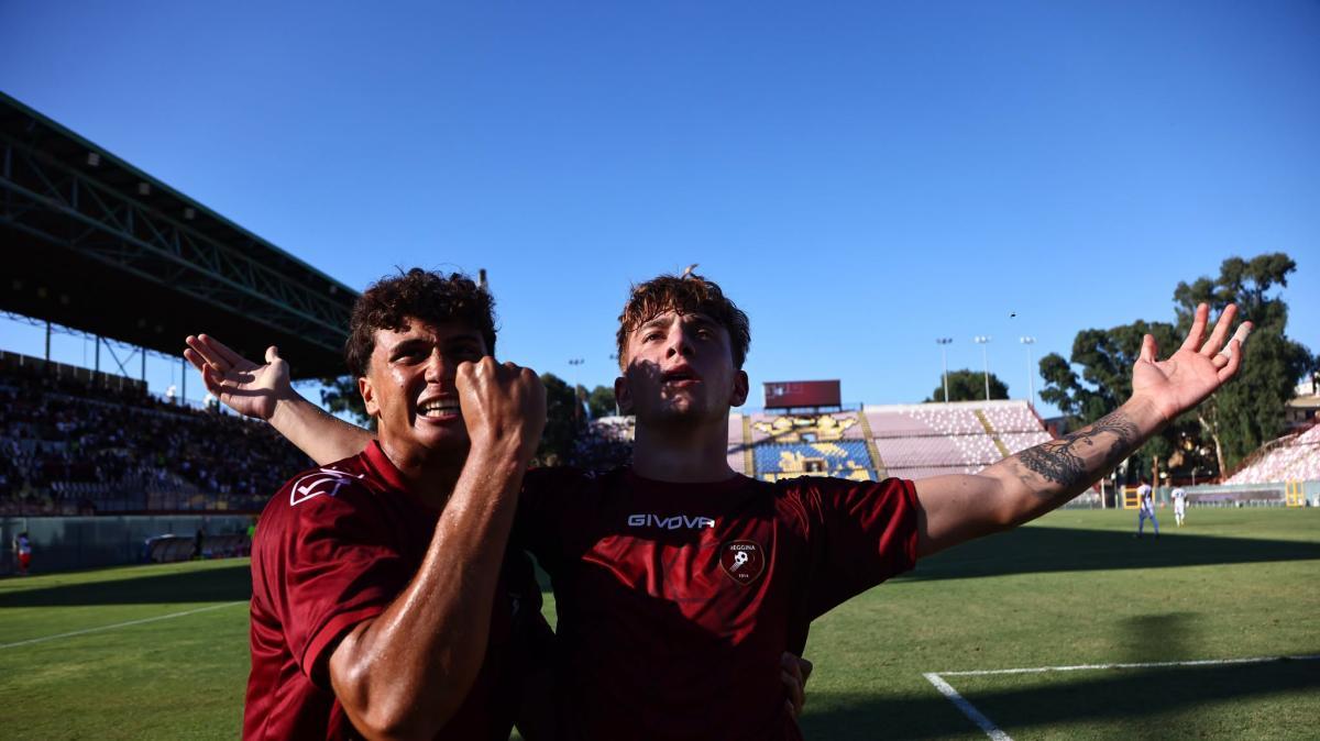 La Reggina batte anche l'Igea Virtus. Il Sambiase vince il derby e insegue