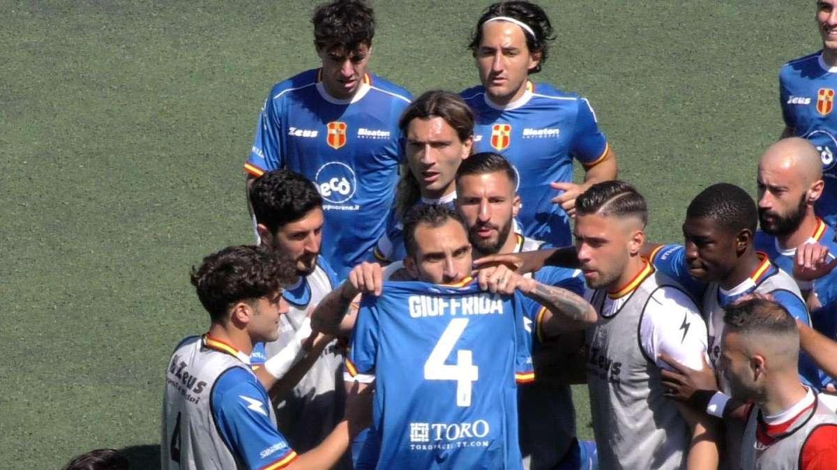 Dedica al capitano Giuffrida
