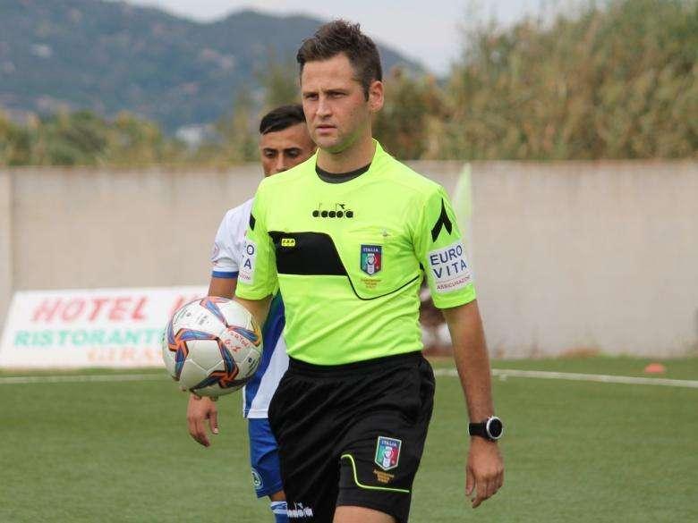 Verso J.Stabia-Messina, numeri e curiosità della squadra arbitrale