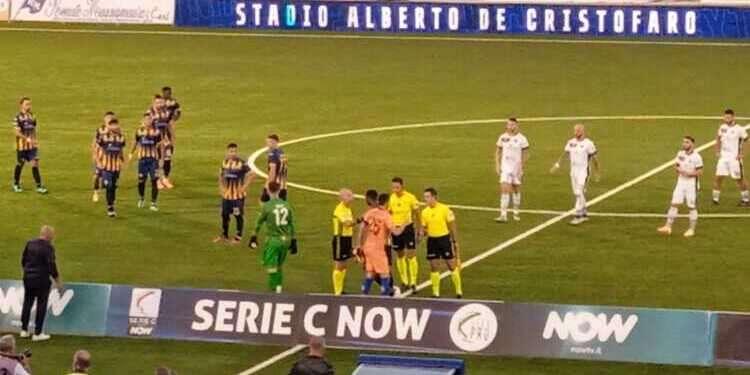 Giugliano-Taranto 2-1