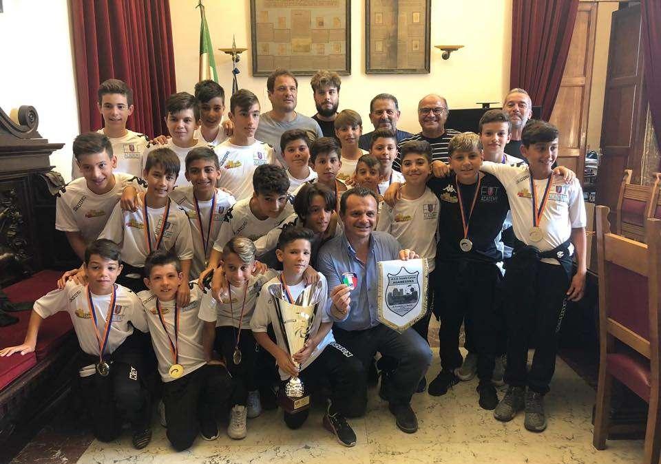 L'Aga Messina al Comune per concludere una positiva stagione