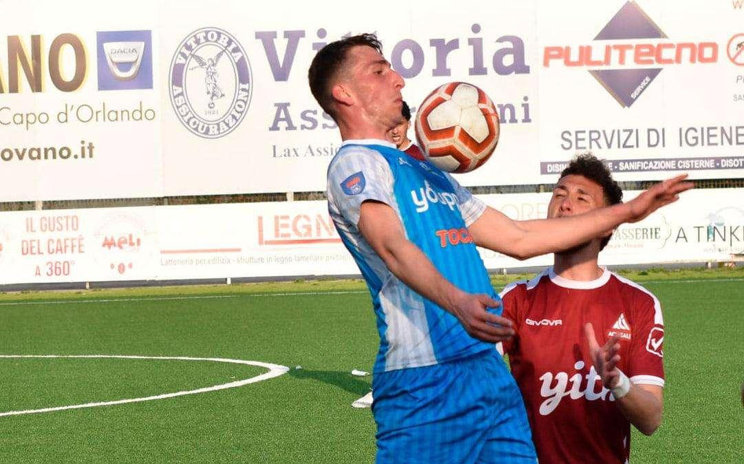 Il Città di Sant'Agata trova l'intesa con Fabio Alagna: l'attaccante resta biancoazzurro
