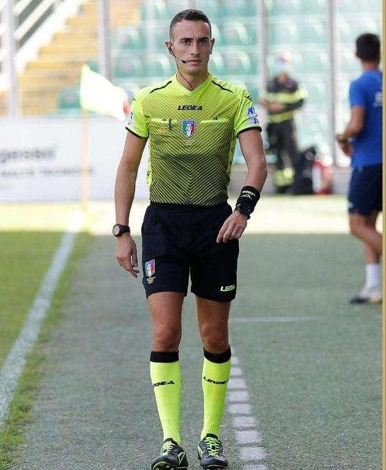 Verso Messina-Avellino: numeri e curiosità della squadra arbitrale