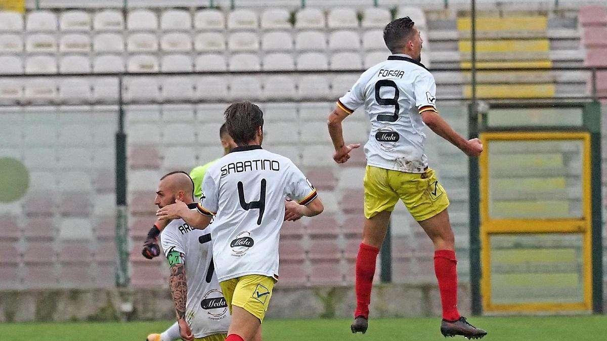 L'Acr Messina non si ferma più e allunga. Foggia mette ko il San Luca