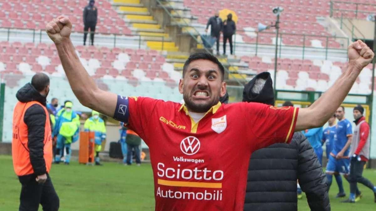 Domenico Aliperta(Acr Messina)