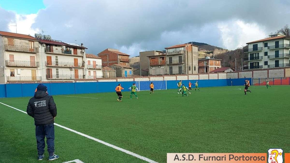 1^-La società ha annunciato il disimpegno. Il Furnari non si iscriverà