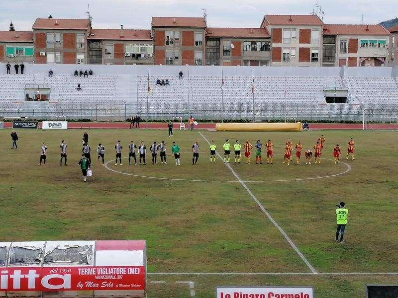 Una magia di Lucarelli manda in vetta l'Igea: 1-0 sulla Leonzio