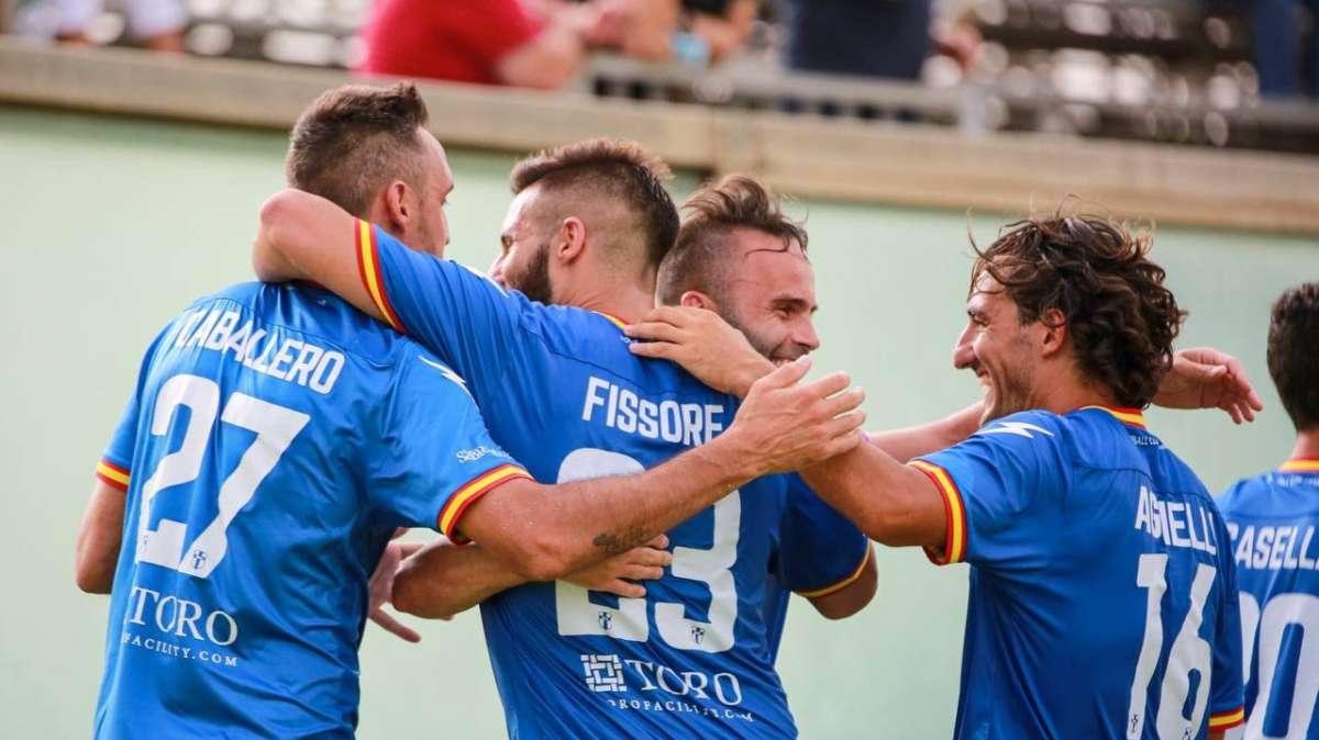 L'Fc Messina vince a Paternò e si regala un'ultima chance