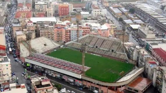 Messina al Celeste con il Mazzarrone. Davis: "Serve rispetto per l'impianto"
