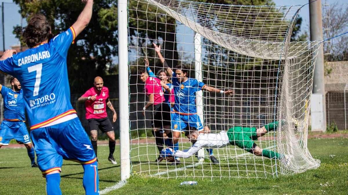 L'Fc Messina stecca ancora la prova di maturità