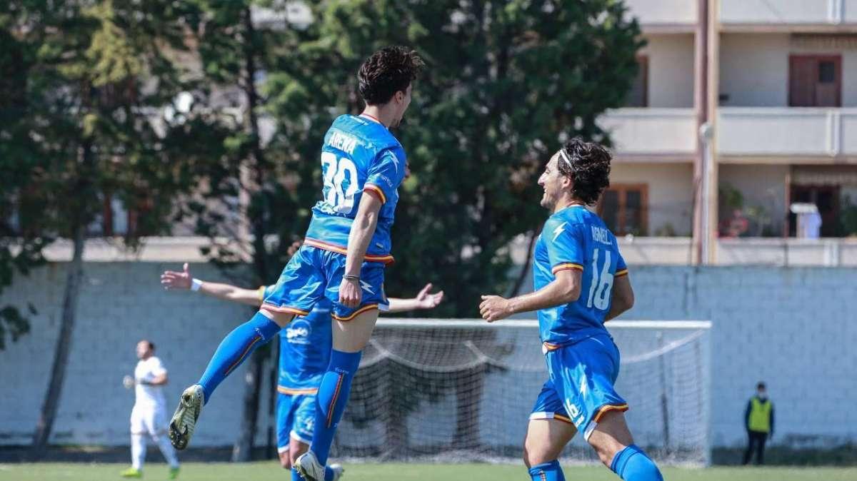Esultanza Arena con Agnelli