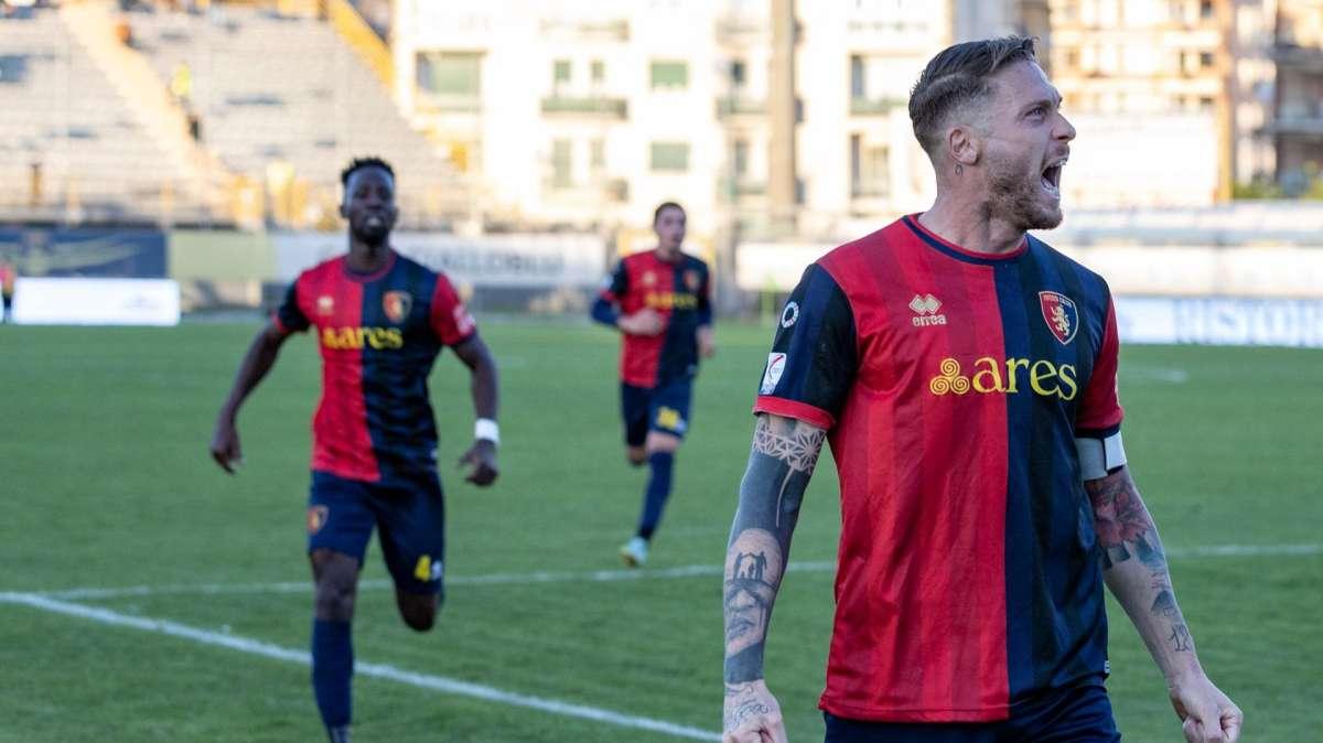 Classifica marcatori di C a tinte giallorosse, primo brindisi per Corona jr