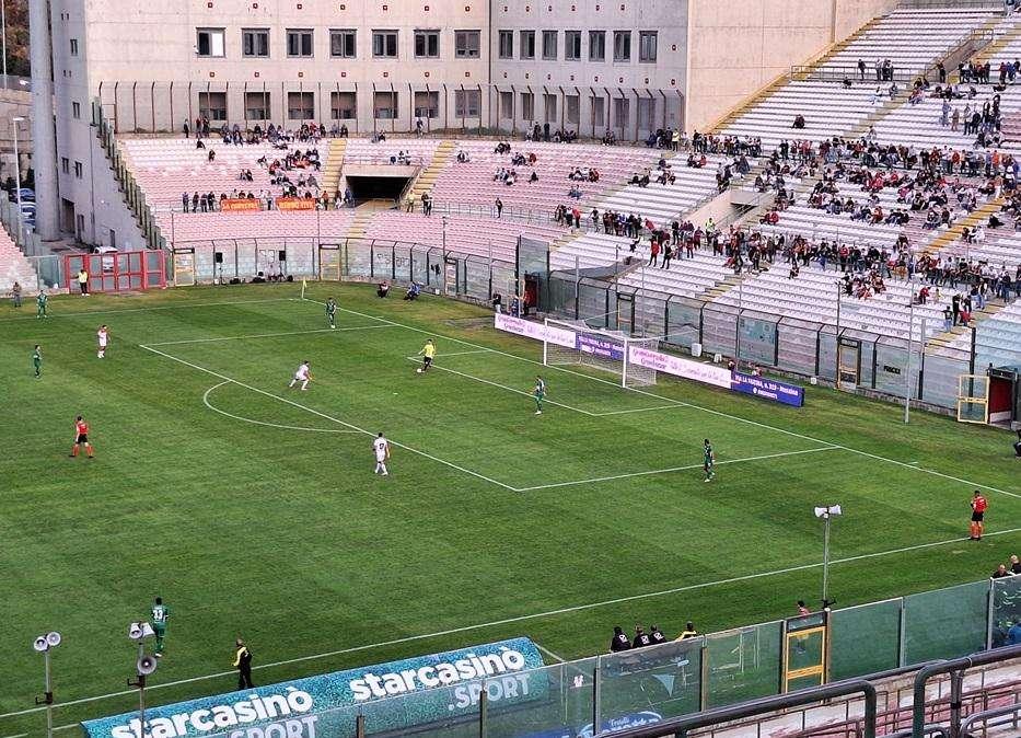 Messina e Monopoli si stuzzicano ma non si fanno male, allo Scoglio è 0-0