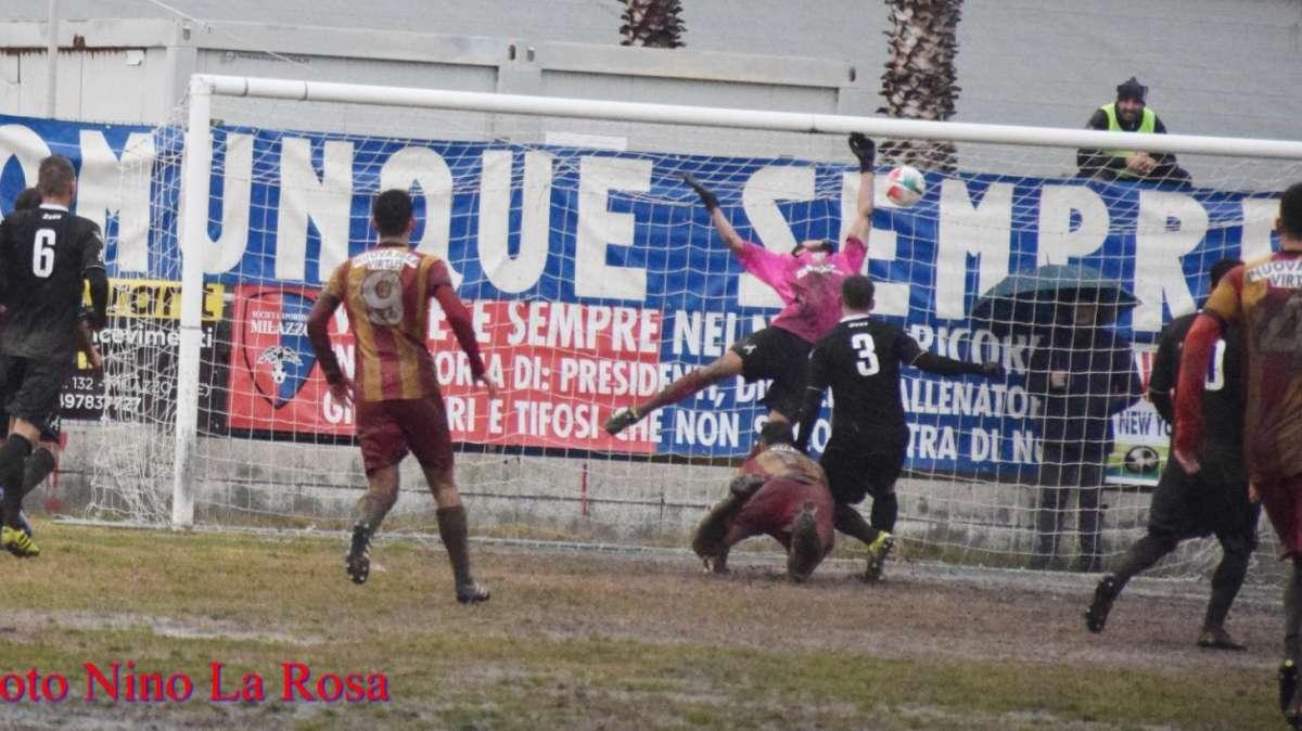 Il gol di Flores