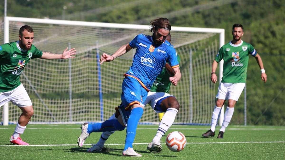 Rotonda-Fc Messina 1-1, occasione sprecata per i peloritani